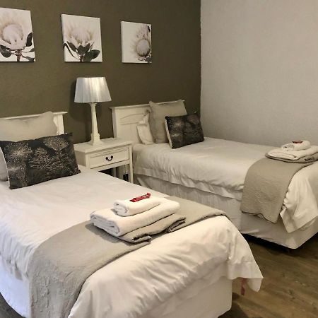 Summerplace Holiday Home Hazyview Bagian luar foto